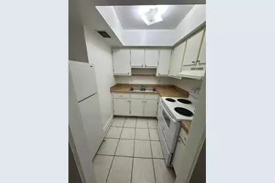 1830 Maravilla Avenue #320, Fort Myers, FL 33901 - Photo 5