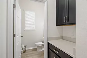 1937 Standing Rock Cir, Oakland, FL 34787 - Photo 15