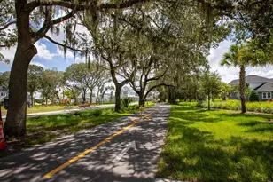1937 Standing Rock Cir, Oakland, FL 34787 - Photo 41
