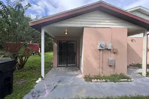 942 Loquat Tree Rd, Orlando, FL 32811 - Photo 15