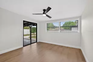 6020 Cresthill Dr, Tampa, FL 33615 - Photo 15