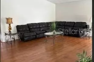 31639 Stirrup Ln, Wesley Chapel, FL 33543 - Photo 5