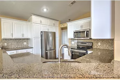684 Yorkshire Drive, Oviedo, FL 32765 - Photo 17