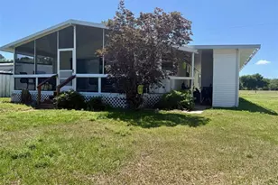 13519 Woodland Dr, Astatula, FL 34705 - Photo 3