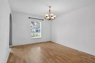 307 Pleasant Gardens Dr, Apopka, FL 32703 - Photo 3