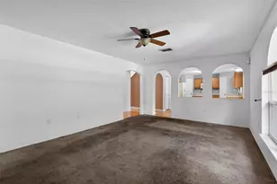 307 Pleasant Gardens Dr, Apopka, FL 32703 - Photo 5
