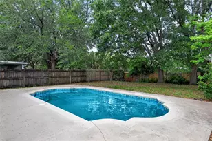 307 Pleasant Gardens Dr, Apopka, FL 32703 - Photo 3