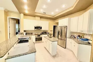 2273 Kettle Dr, Orlando, FL 32835 - Photo 7