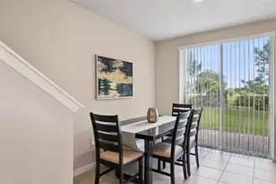 939 Robin Holly St, Ocoee, FL 34761 - Photo 9