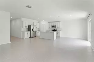 1993 Sarah St, Winter Haven, FL 33884 - Photo 9