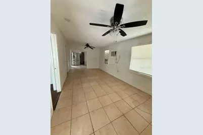 313 E Booker Street, Avon Park, FL 33825 - Photo 11