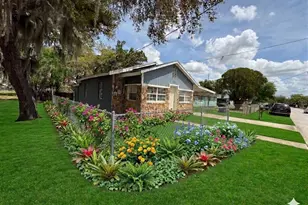 313 E Booker St, Avon Park, FL 33825 - Photo 1