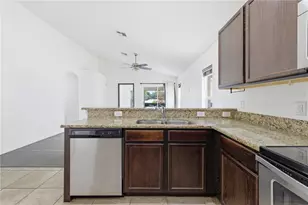 248 Victory Ave, Davenport, FL 33837 - Photo 7
