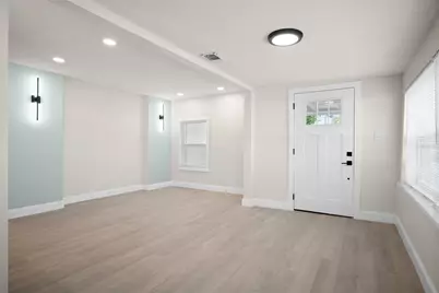 3445 40th Street N, Saint Petersburg, FL 33713 - Photo 5