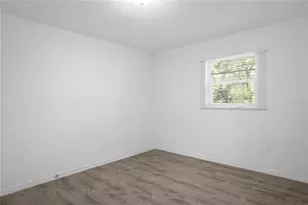 516 Pitt St, Wildwood, FL 34785 - Photo 9