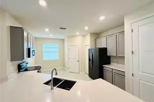 16421 Fernridge St, Clermont, FL 34714 - Photo 9