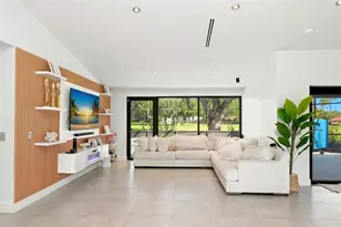 6747 Edgeworth Dr, Orlando, FL 32819 - Photo 5