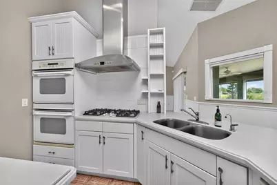 7110 San Casa Drive, Englewood, FL 34224 - Photo 9