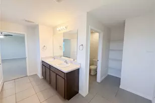 35687 Hillbrook Ave, Zephyrhills, FL 33541 - Photo 27