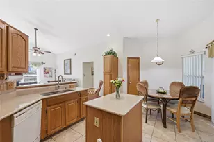 9516 Cullowhee Ct, Orlando, FL 32817 - Photo 17