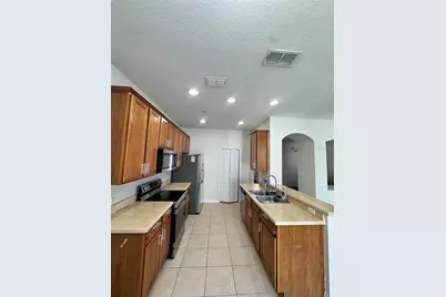 2822 Grasmere View Parkway, Kissimmee, FL 34746 - Photo 5