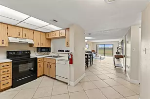 3060 N Atlantic Ave, Cocoa Beach, FL 32931 - Photo 9
