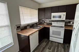 13301 Fairway Glen Dr, Orlando, FL 32824 - Photo 7