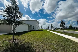 4681 Sunny Citrus Ln, Clermont, FL 34714 - Photo 5