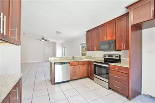 10021 Cypress Meadows Ln, Orlando, FL 32825 - Photo 9
