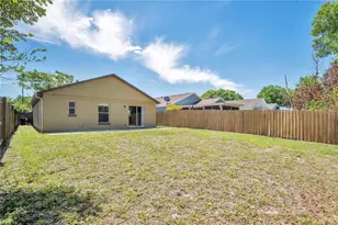 10021 Cypress Meadows Ln, Orlando, FL 32825 - Photo 23