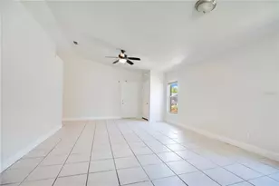10021 Cypress Meadows Ln, Orlando, FL 32825 - Photo 5
