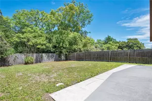 10021 Cypress Meadows Ln, Orlando, FL 32825 - Photo 21