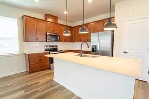 14033 Kauai Dr, Orlando, FL 32827 - Photo 9