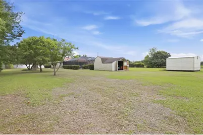 2425 Hawk Griffin Road, Plant City, FL 33565 - Photo 41