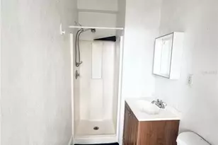 704 Cordova Dr, Orlando, FL 32804 - Photo 9