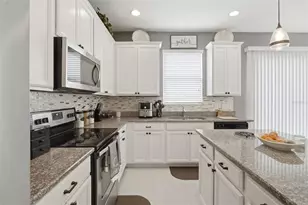 1226 E 10th St, Apopka, FL 32703 - Photo 13