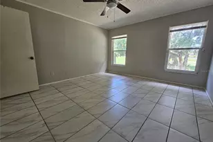 6560 Whirlaway Cir, Orlando, FL 32818 - Photo 5