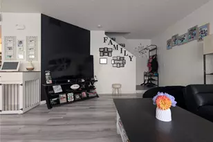 10740 Keys Gate Dr, Riverview, FL 33579 - Photo 5