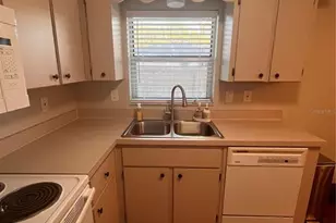 312 Deborah Ave, Leesburg, FL 34748 - Photo 9