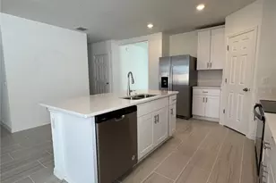 3521 Yarian Dr, Haines City, FL 33844 - Photo 3