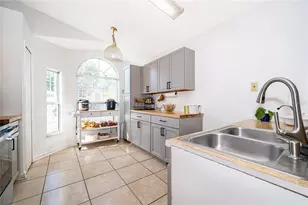 1717 Chatham Cir, Apopka, FL 32703 - Photo 7