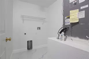 2301 El Marra Dr, Ocoee, FL 34761 - Photo 9