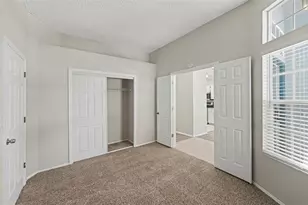 8710 Triple Oaks Rd, Temple Terrace, FL 33637 - Photo 15