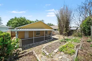 2424 Camden Oaks Pl, Valrico, FL 33594 - Photo 25