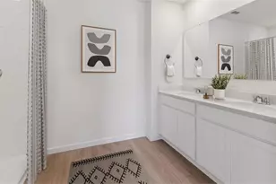 2045 Walnut Crk Dr, Kissimmee, FL 34744 - Photo 9