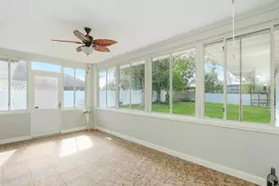 919 Sylvia Dr, Deltona, FL 32725 - Photo 25