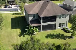 1879 Whitewillow Dr, Wesley Chapel, FL 33543 - Photo 7