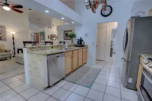 301 Oak Leaf Cir, Lake Mary, FL 32746 - Photo 9