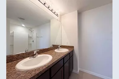 10225 Mangrove Well Road, Sun City Center, FL 33573 - Photo 17