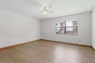 910 Big Tree Rd, South Daytona, FL 32119 - Photo 23
